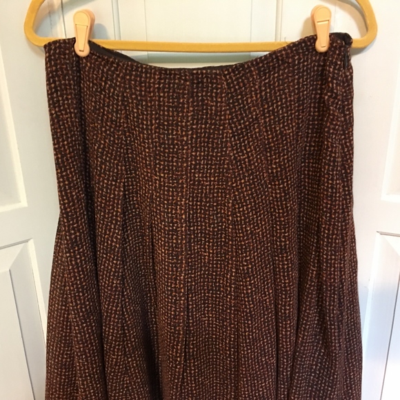 Jones New York Collection Petite Skirt - Picture 2 of 8